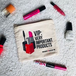 Ipsy Makeup Glam Bag